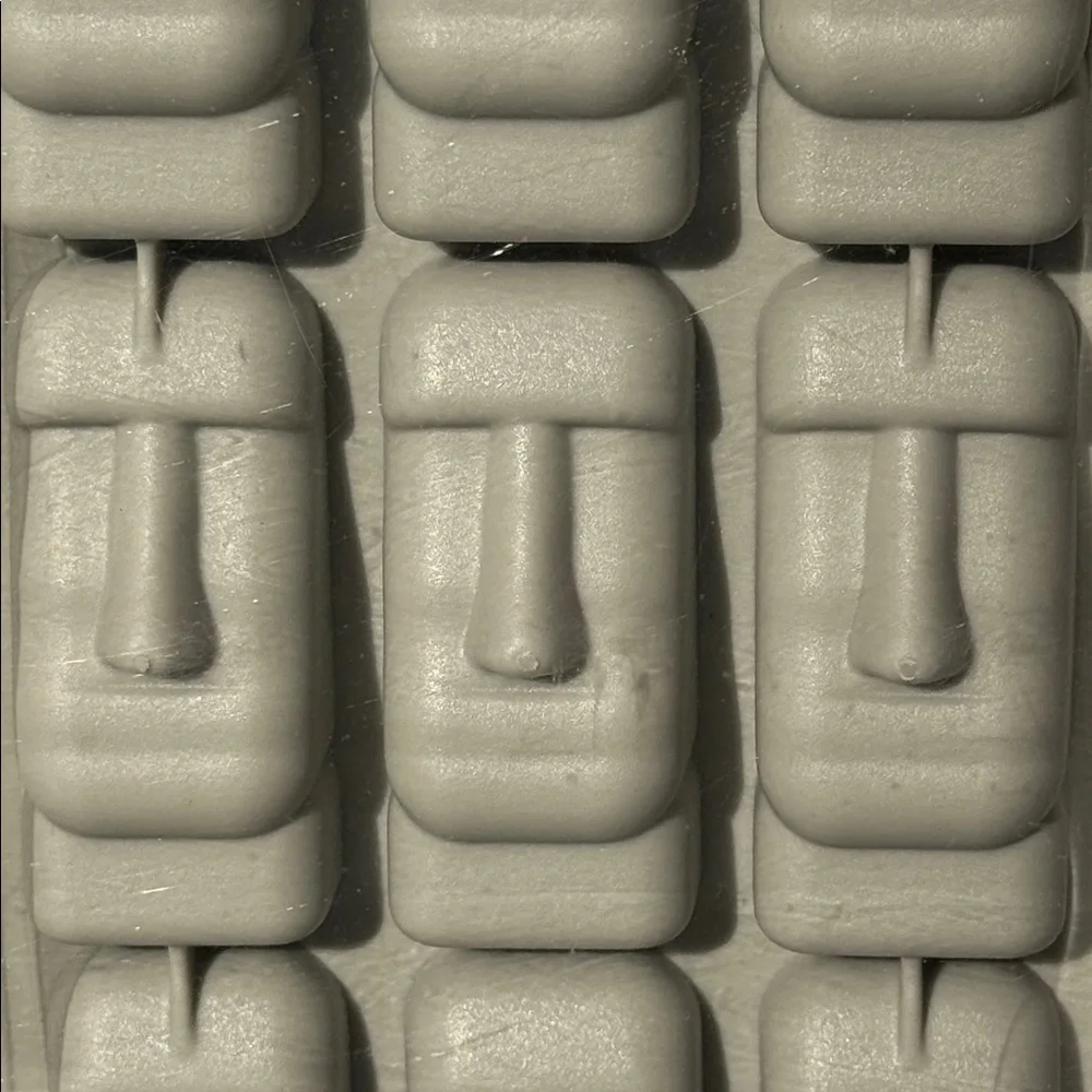 Wembley Easter Island Moai Head Stone Cold Silicone Ice Tray Mold Candy Mold